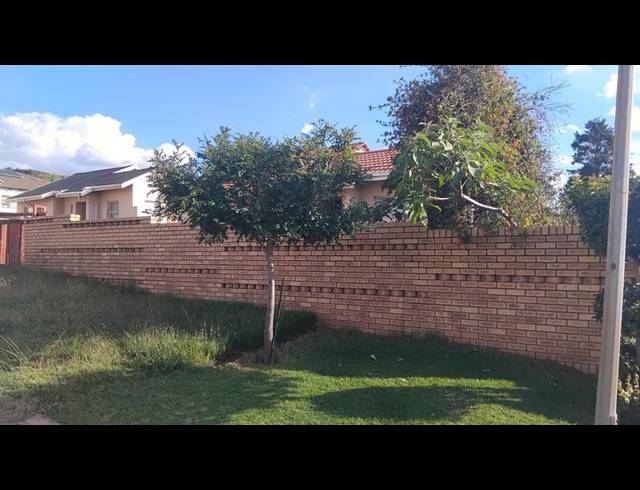 2 BEDROOM HOUSE FOR SALE IN ZAKARIYYA PARK